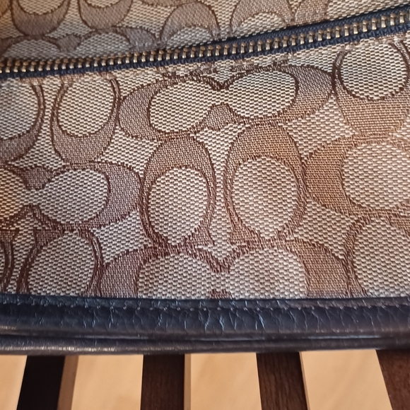 Coach Signature Brown Tote Bag - Picture 9 of 13